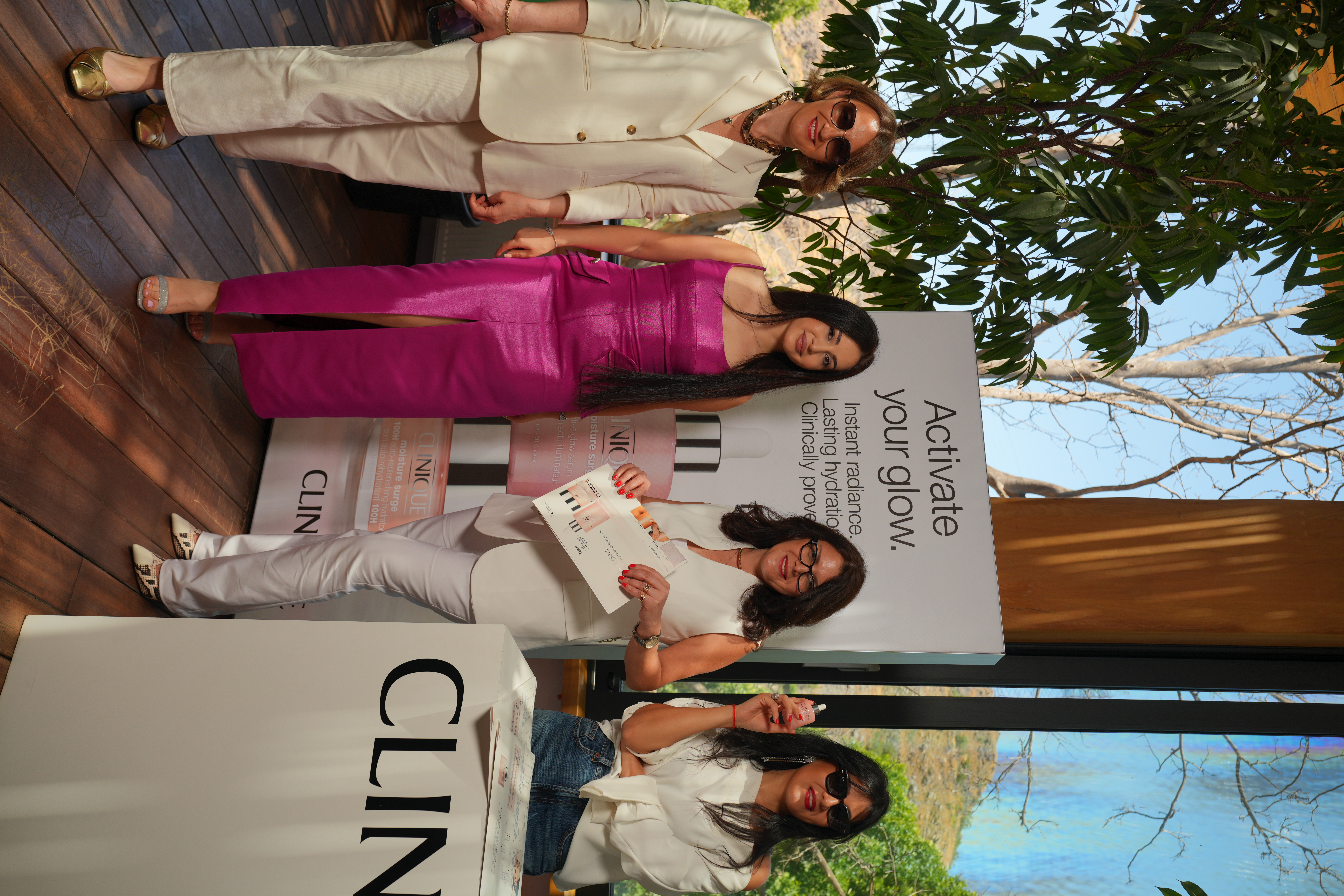 Նոր  Clinique Moisture Surge Active Glow
