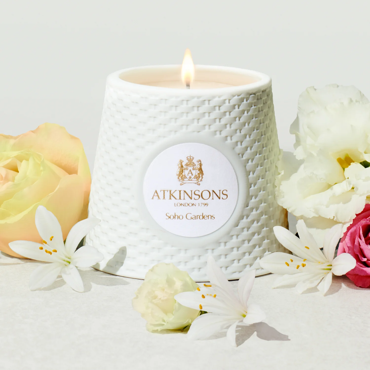 Soho Gardens Scented Candle   image 2