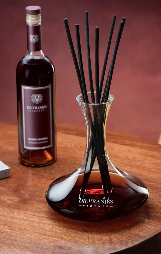 Rosso Nobile Decanter with Bordeaux Bottle image 2