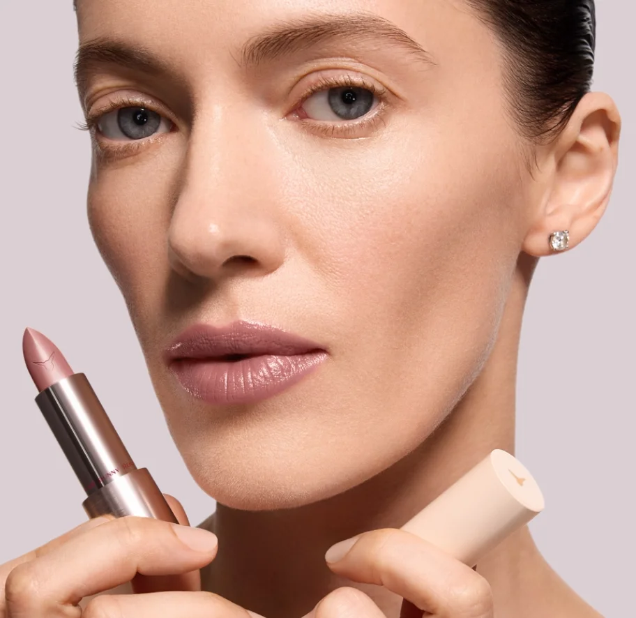 Lipstick Nude Veil image 2